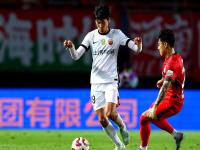 开云- 赛地聚焦——荷甲国际比赛日热度飙升，深圳男篮遗憾出局，质疑声仍在，球队文化再被提及