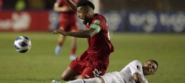 开云-西亚卡姆爆冷击败加拿大队，回归赛场引爆全场！的简单介绍