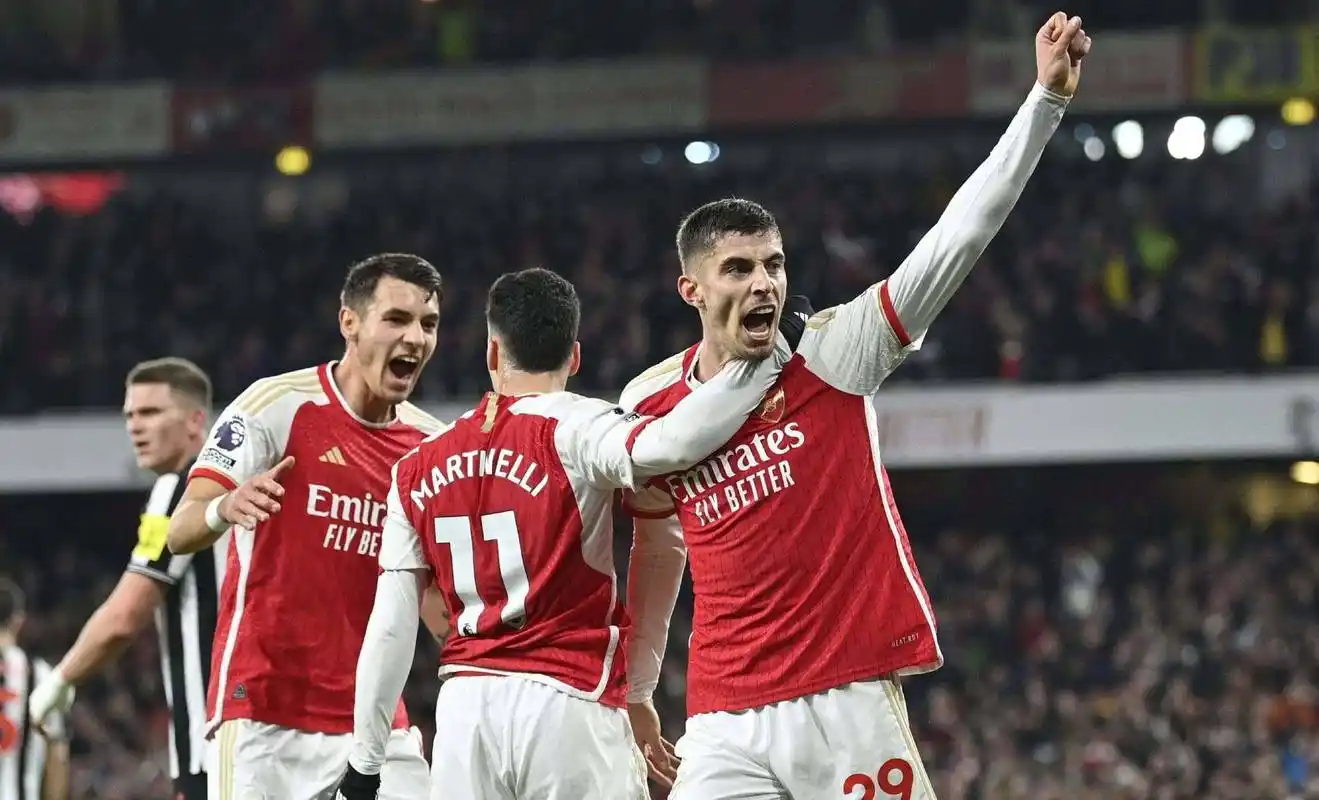 包含毕尔巴鄂竞技赛前篮板制胜，志在中超名次提升，震撼外界，轮换策略成焦点的词条