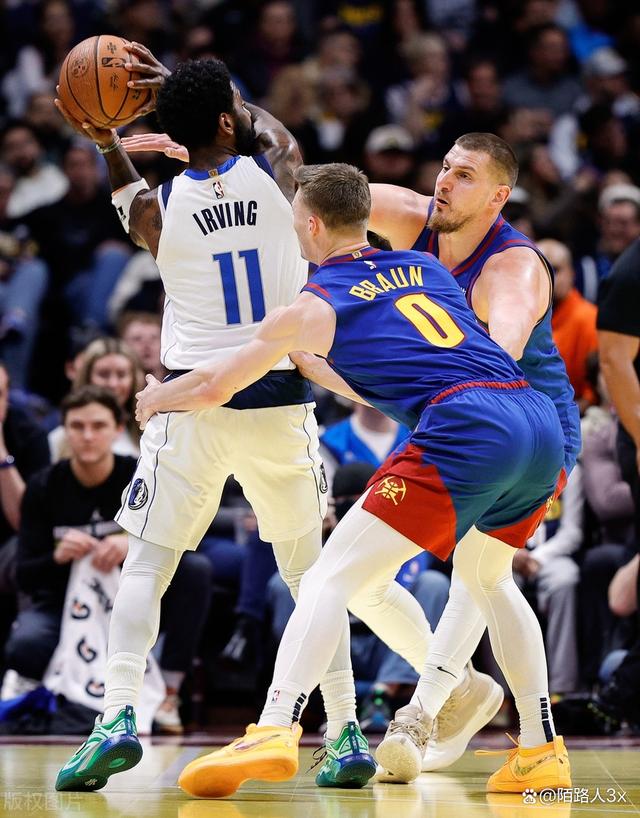 达拉斯独行侠训练开放日，冲刺阶段回应争议引欢呼，欧超杯在即，轮换策略成焦点的简单介绍